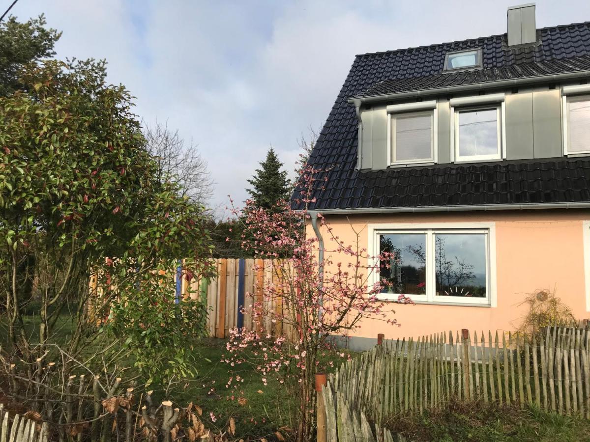 Appartamento Kleine Auszeit Mit Aussicht Velbert Toenisheide Esterno foto