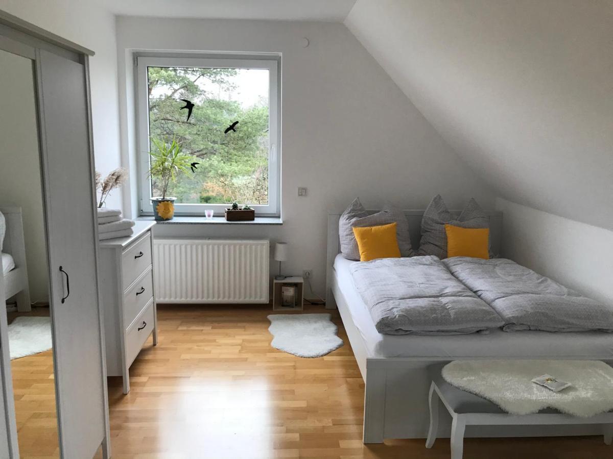 Appartamento Kleine Auszeit Mit Aussicht Velbert Toenisheide Esterno foto