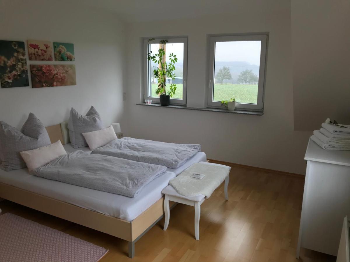 Appartamento Kleine Auszeit Mit Aussicht Velbert Toenisheide Esterno foto
