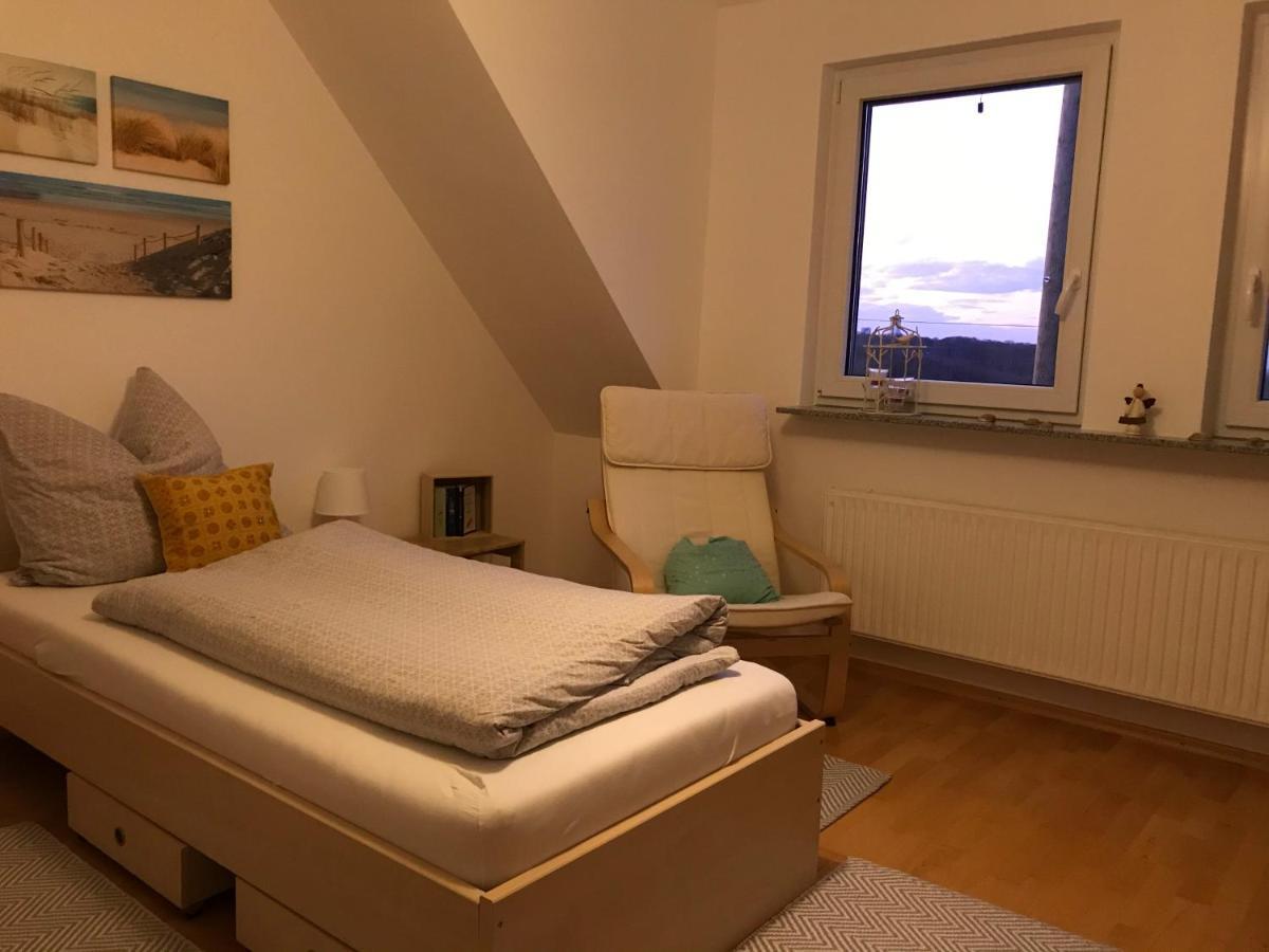 Appartamento Kleine Auszeit Mit Aussicht Velbert Toenisheide Esterno foto