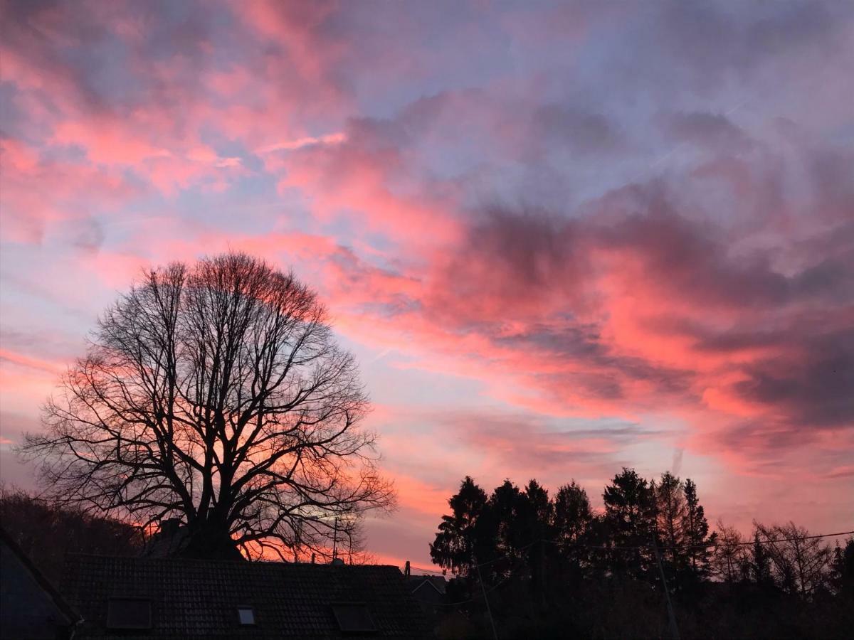 Appartamento Kleine Auszeit Mit Aussicht Velbert Toenisheide Esterno foto